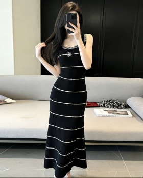 Stripe knitted sleeveless dress black bottoming colors vest