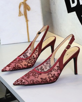 Pointed wears outside gauze lace banquet sandals for women