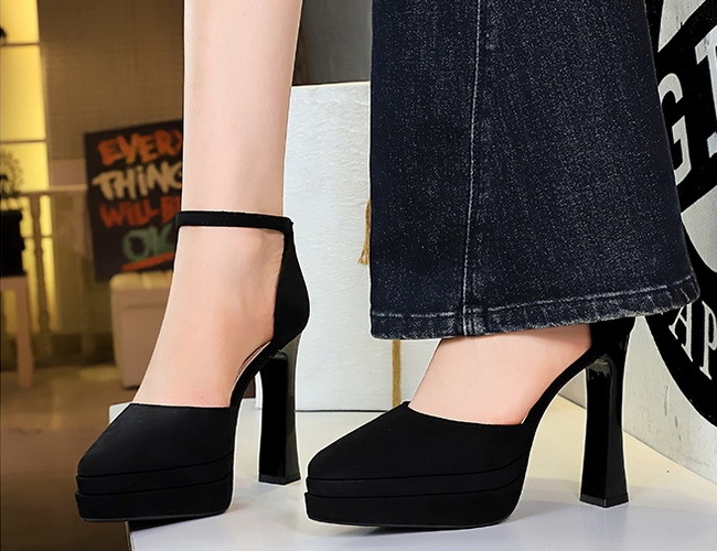 Thick high-heeled platform European style sandals