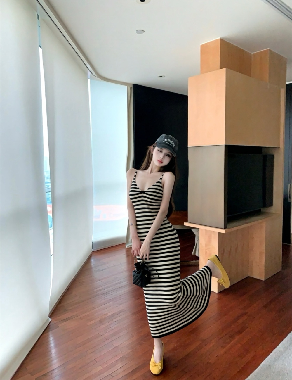 V-neck summer dress sleeveless split long dress