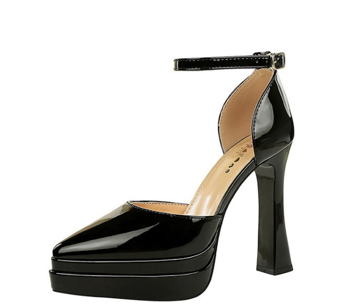European style thick ladies sandals pointed banquet platform