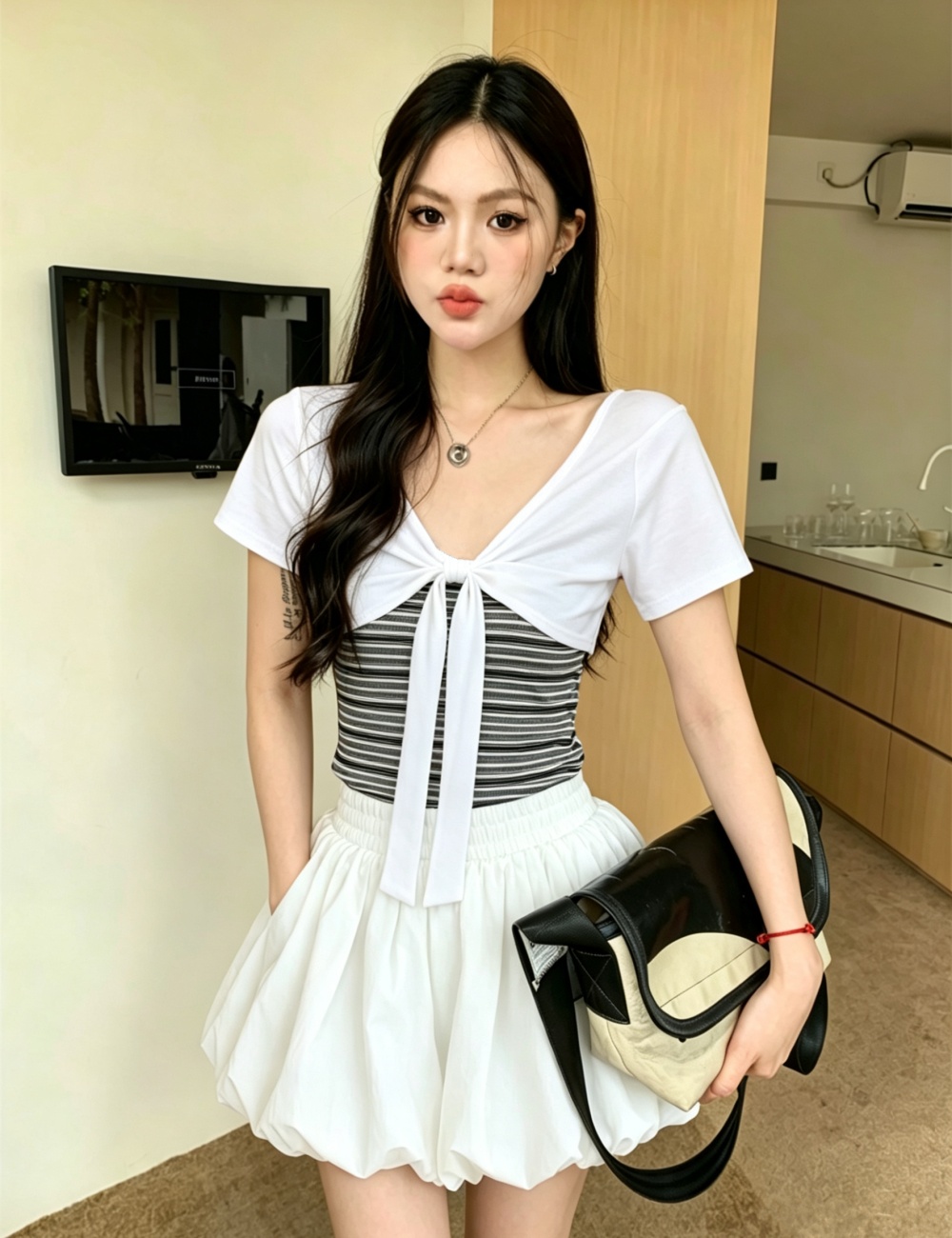Pseudo-two bandage short sleeve T-shirt for women
