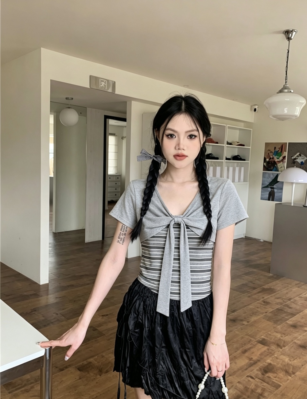 Pseudo-two bandage short sleeve T-shirt for women