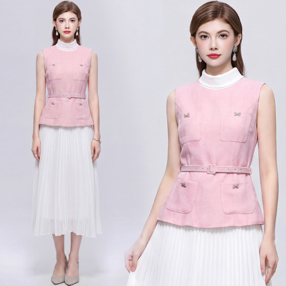 Cstand collar with belt sleeveless light luxury dress