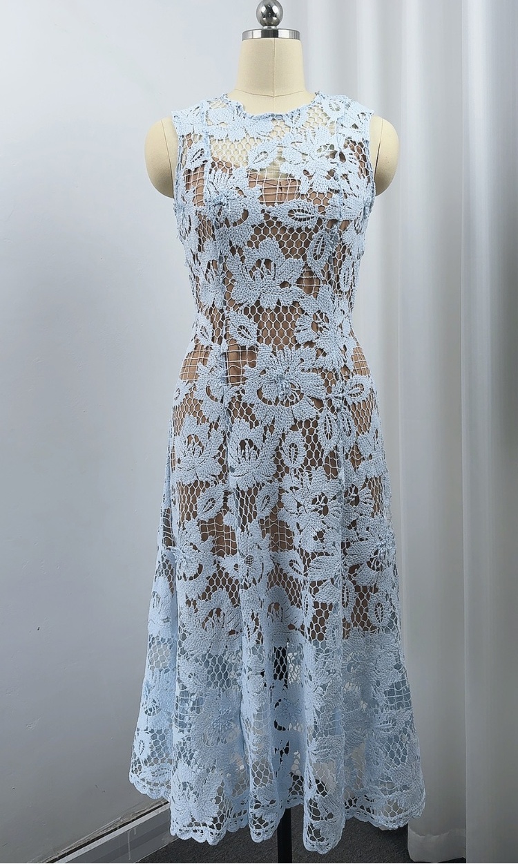 Sleeveless simple long dress hollow round neck dress