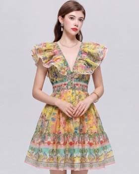 Vacation lotus sleeve dress V-neck temperament T-back