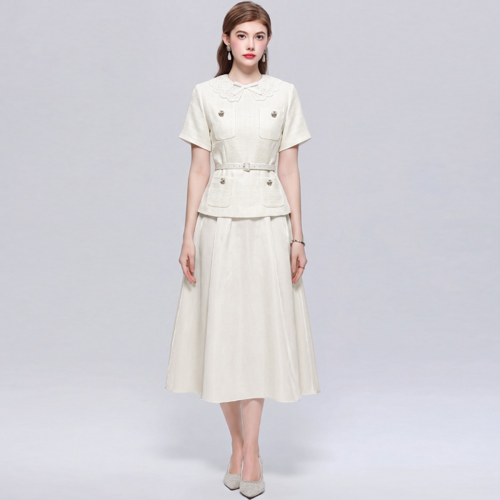 Round neck apricot France style Pseudo-two with belt dress