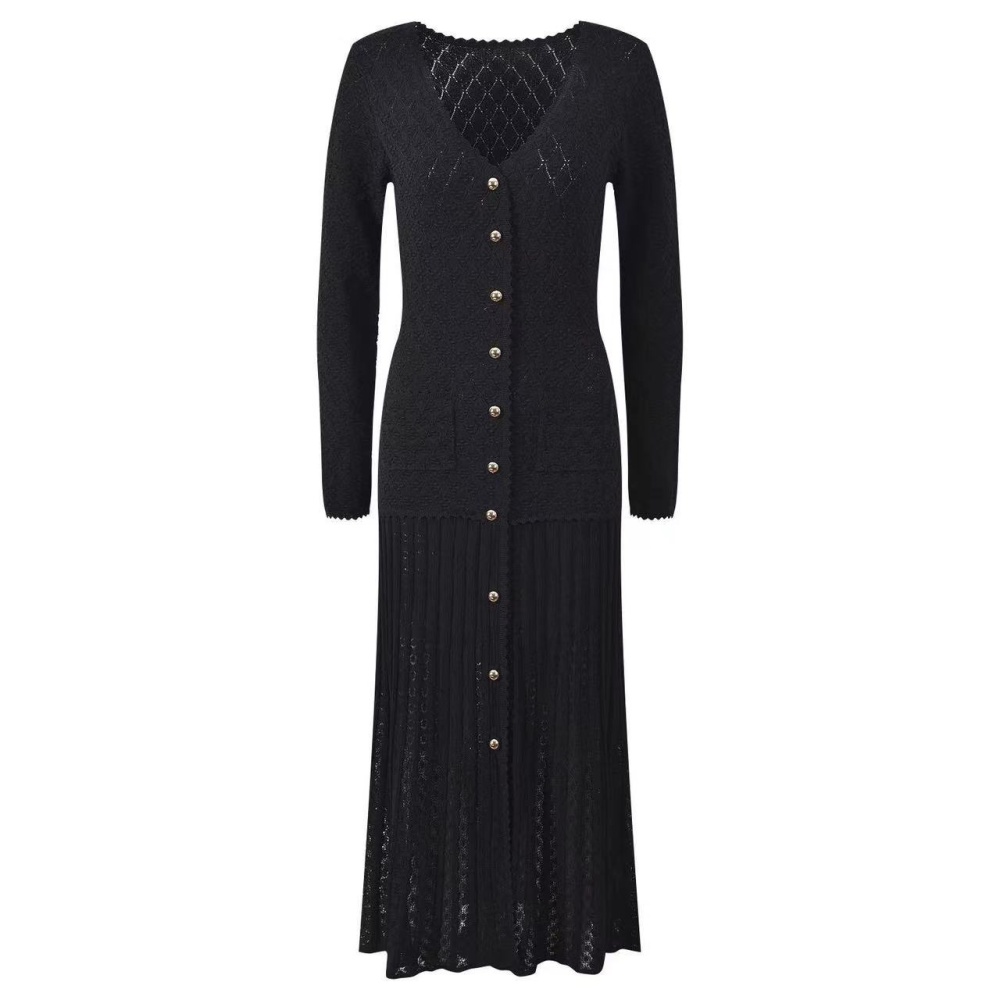 Long sleeve autumn and winter crochet dress for women