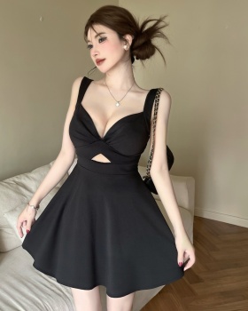 Big skirt low-cut sling elasticity short dress