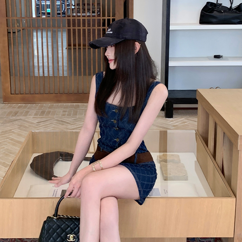 Slim enticement plaid T-back denim sling dress