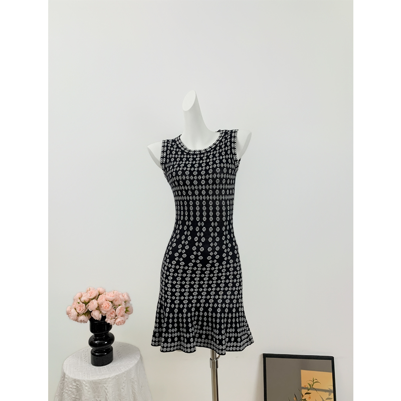 Summer pinched waist enticement dress for women