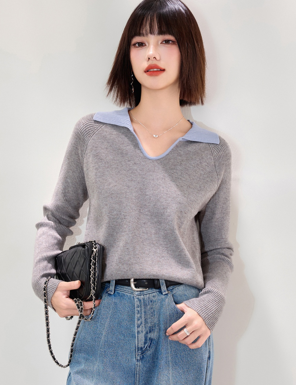 Temperament V-neck gray long sleeve lapel sweater for women