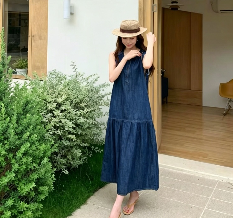 Sleeveless vacation dress temperament long dress for women