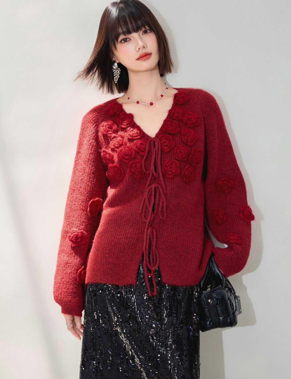 Knitted V-neck rose tops stereoscopic frenum cardigan
