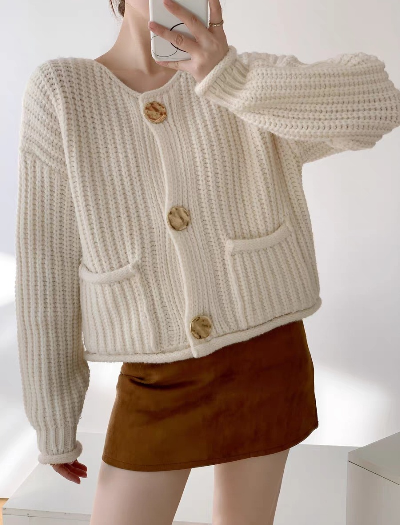 Show high knitted sweater short cardigan
