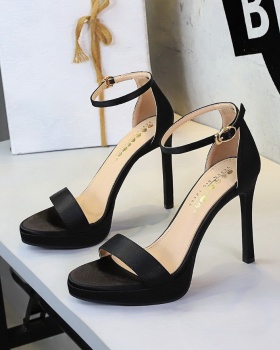 Banquet cingulate sandals round sexy platform for women