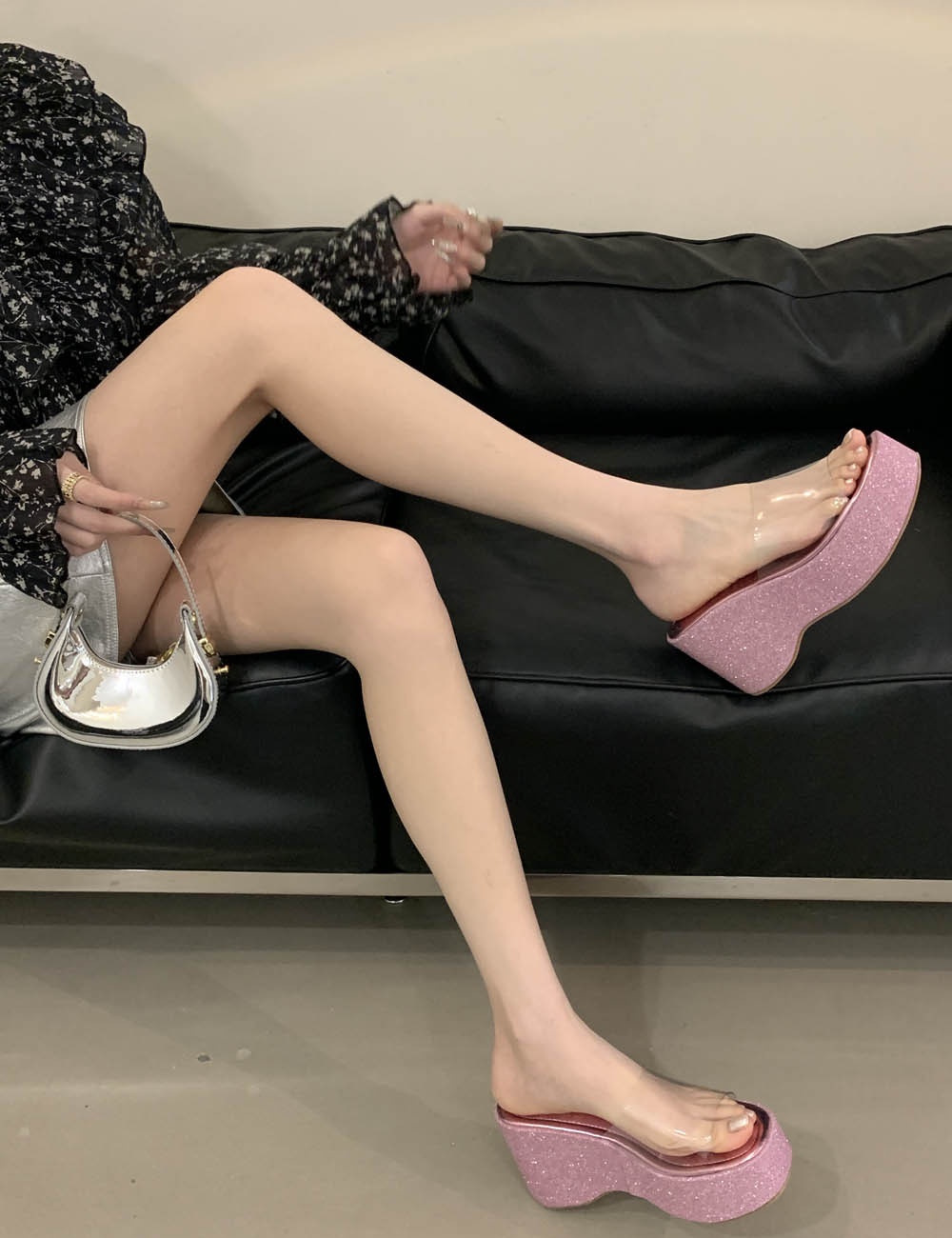 Transparent summer wears outside slippers for women