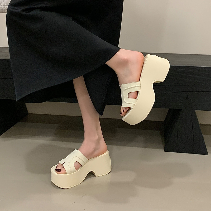 Spring trifle wears outside high-heeled slippers for women