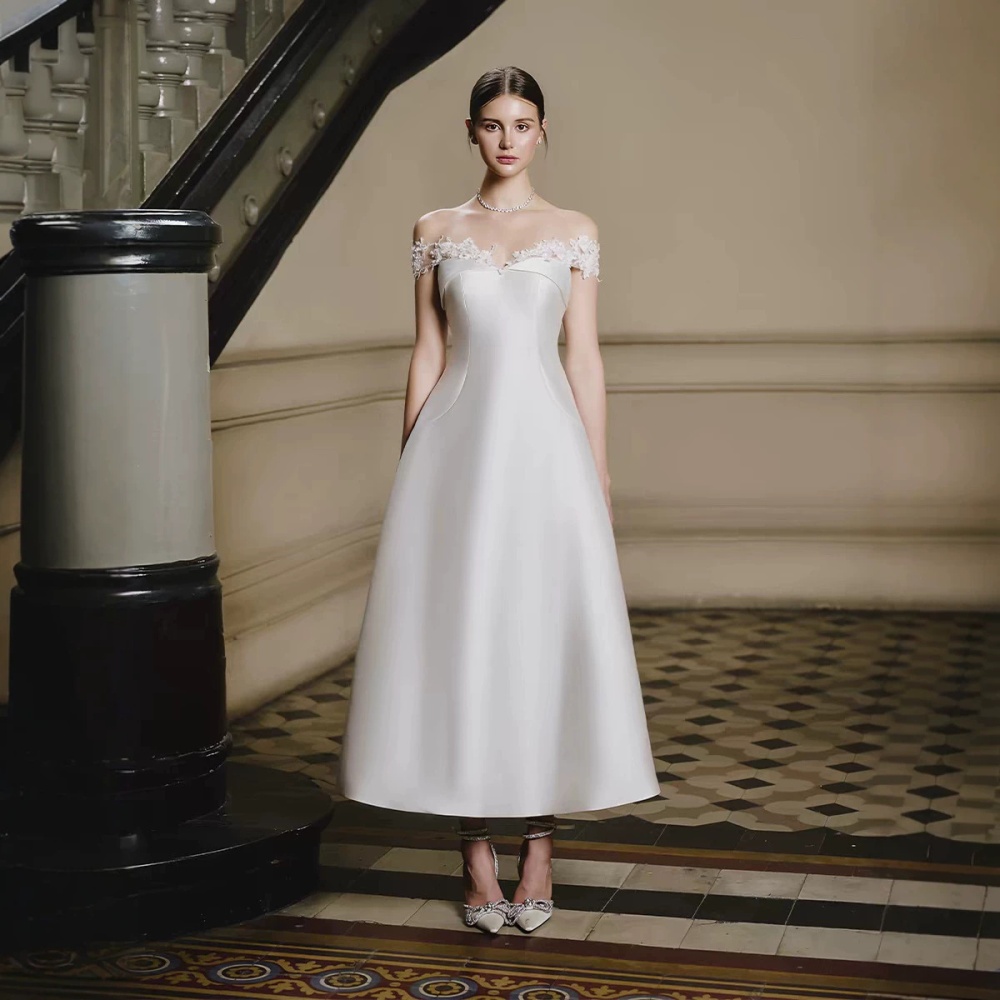Flat shoulder temperament dress flowers elegant formal dress