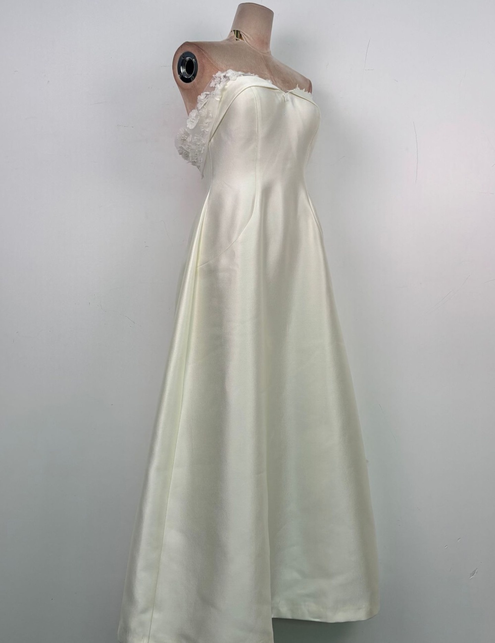 Flat shoulder temperament dress flowers elegant formal dress