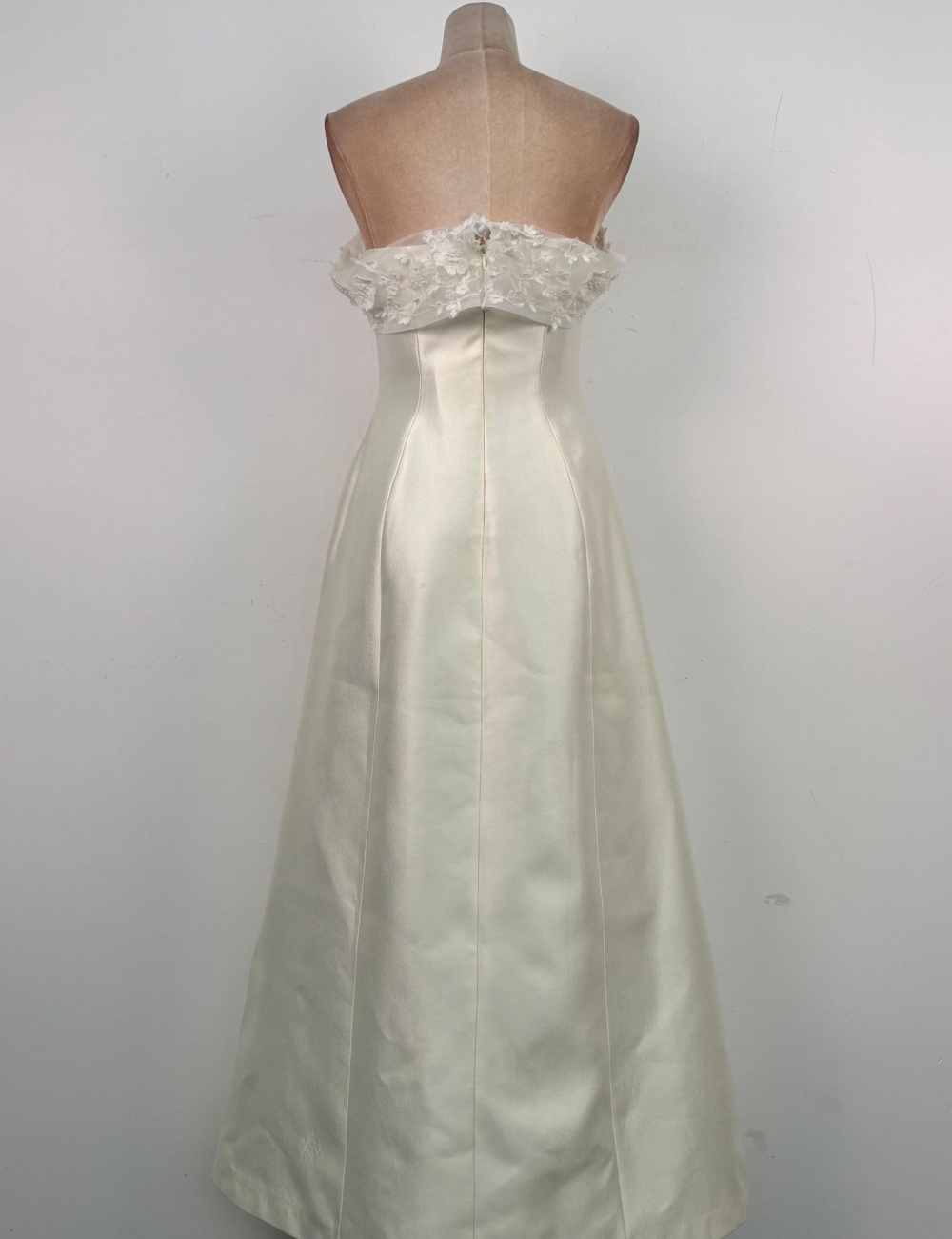 Flat shoulder temperament dress flowers elegant formal dress