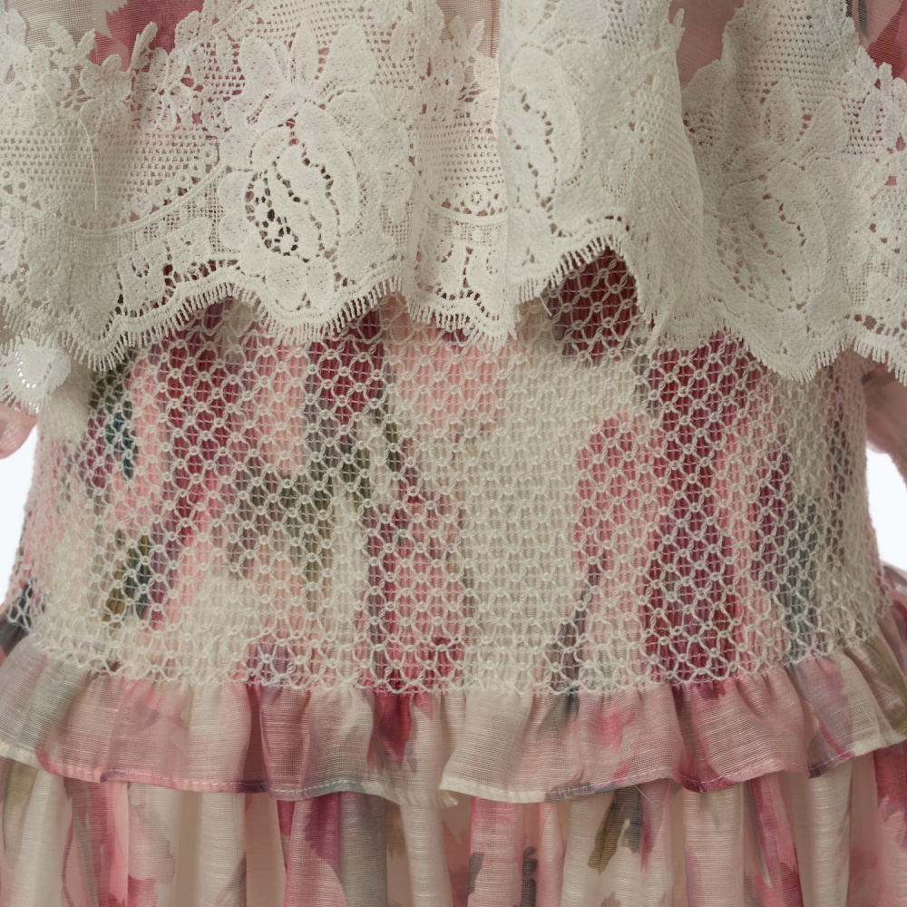Fold V-neck shawl embroidery lace dress
