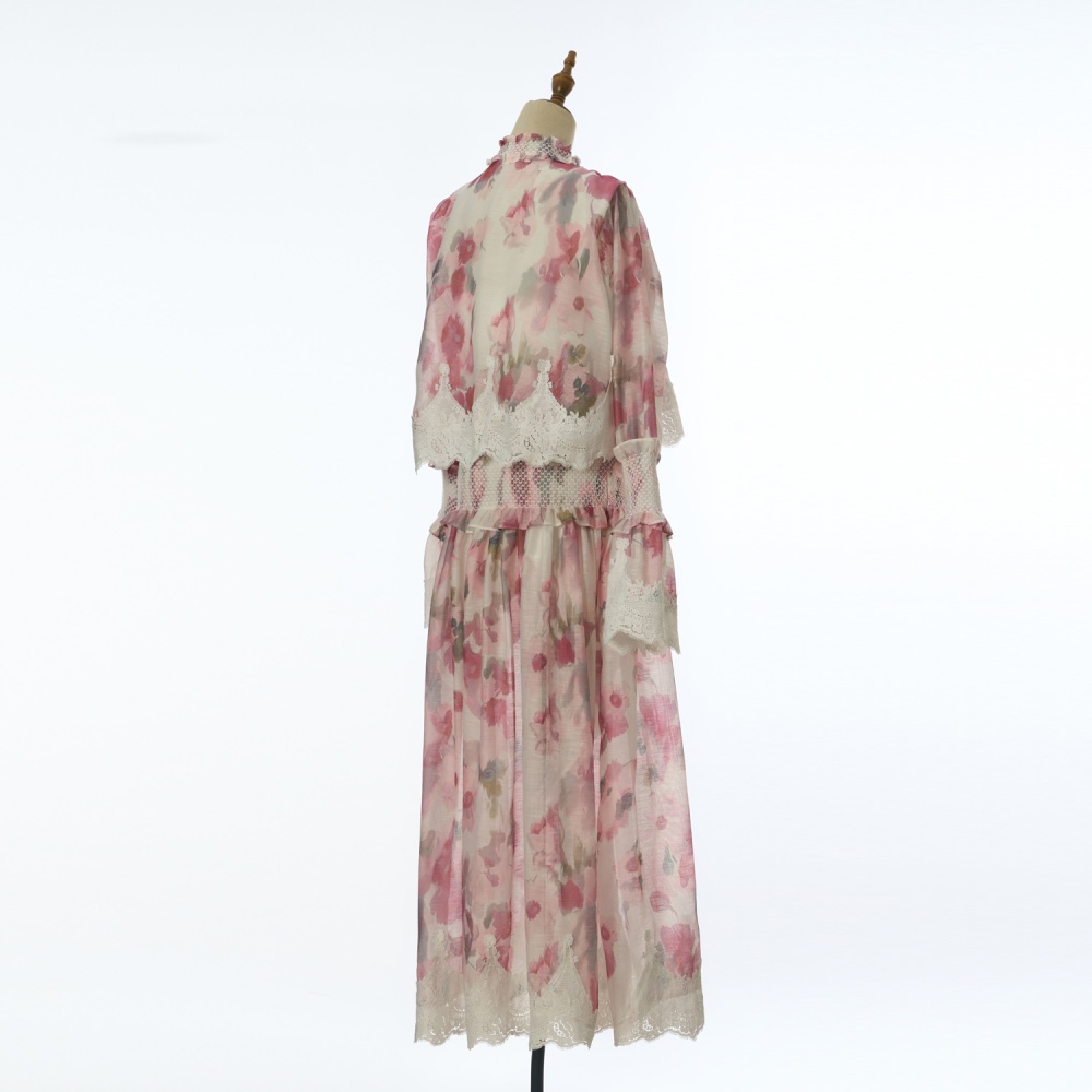 Fold V-neck shawl embroidery lace dress