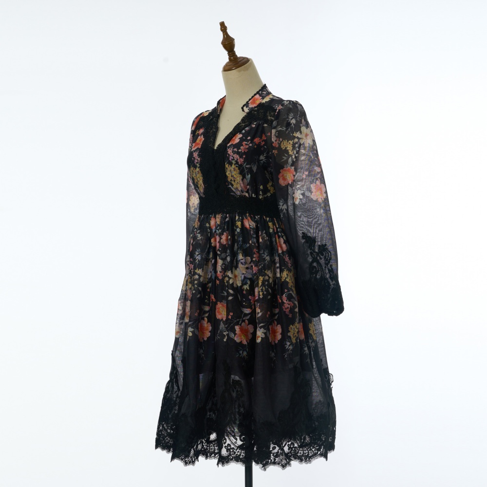 Short pinched waist lace lantern sleeve dress