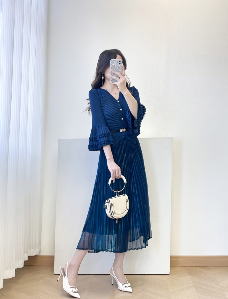 Wood ear pleated long dress temperament slim dress