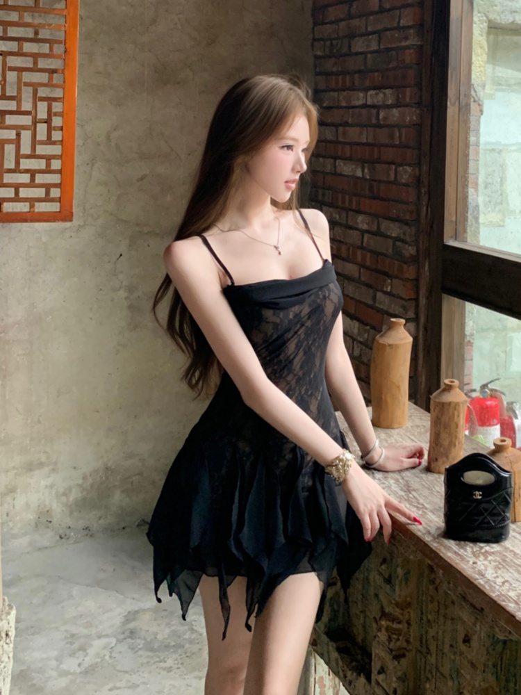 Lace sexy pinched waist enticement black sling dress