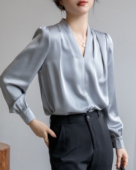 Slim autumn long sleeve shirt satin V-neck tops for women