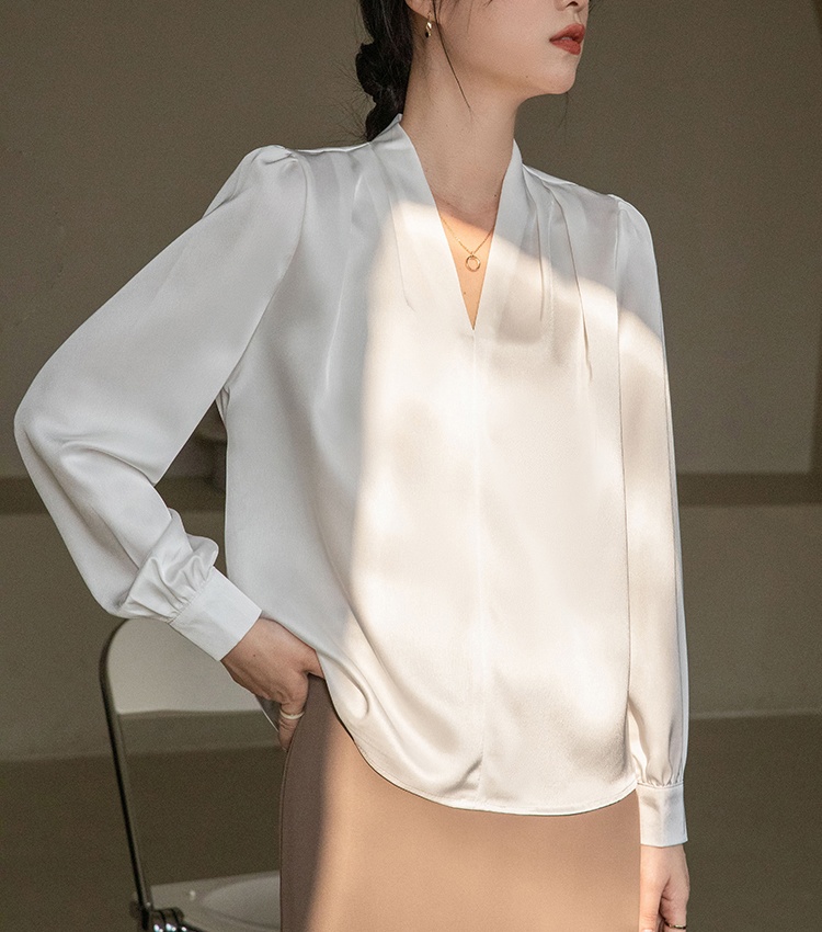 Slim autumn long sleeve shirt satin V-neck tops for women