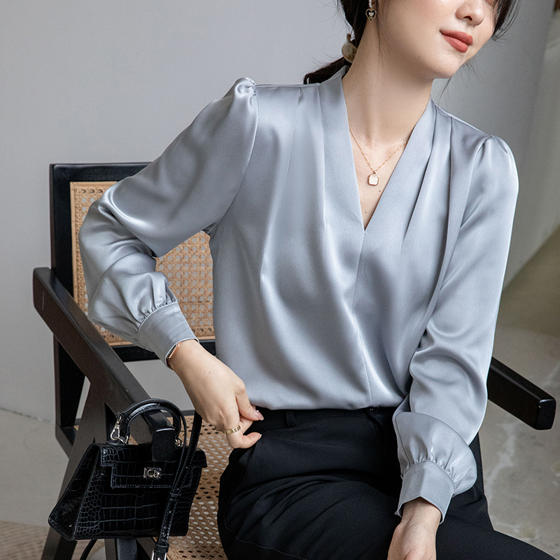 Slim autumn long sleeve shirt satin V-neck tops for women