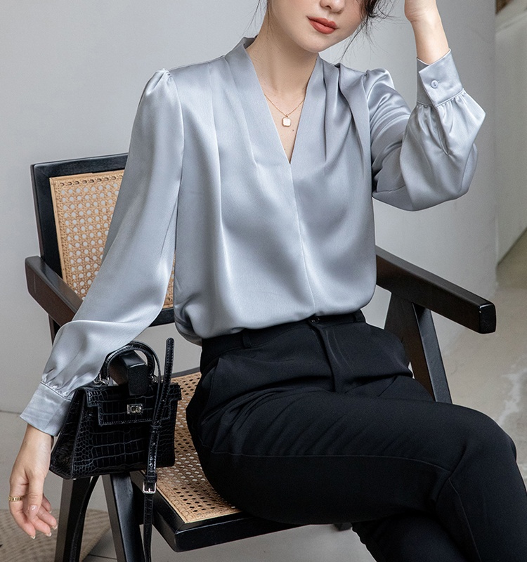 Slim autumn long sleeve shirt satin V-neck tops for women