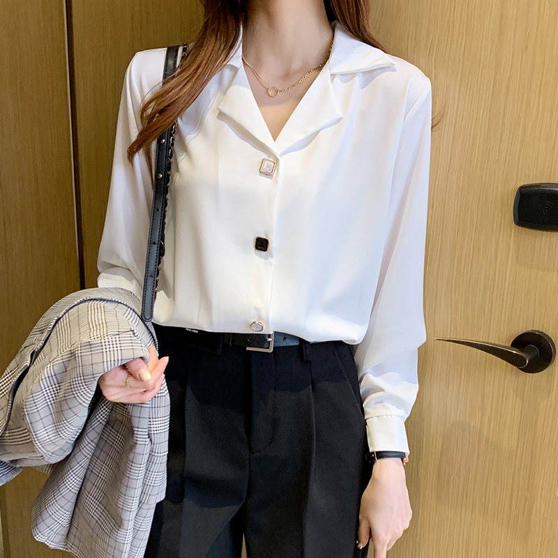 Long sleeve bottoming shirt shirt for women