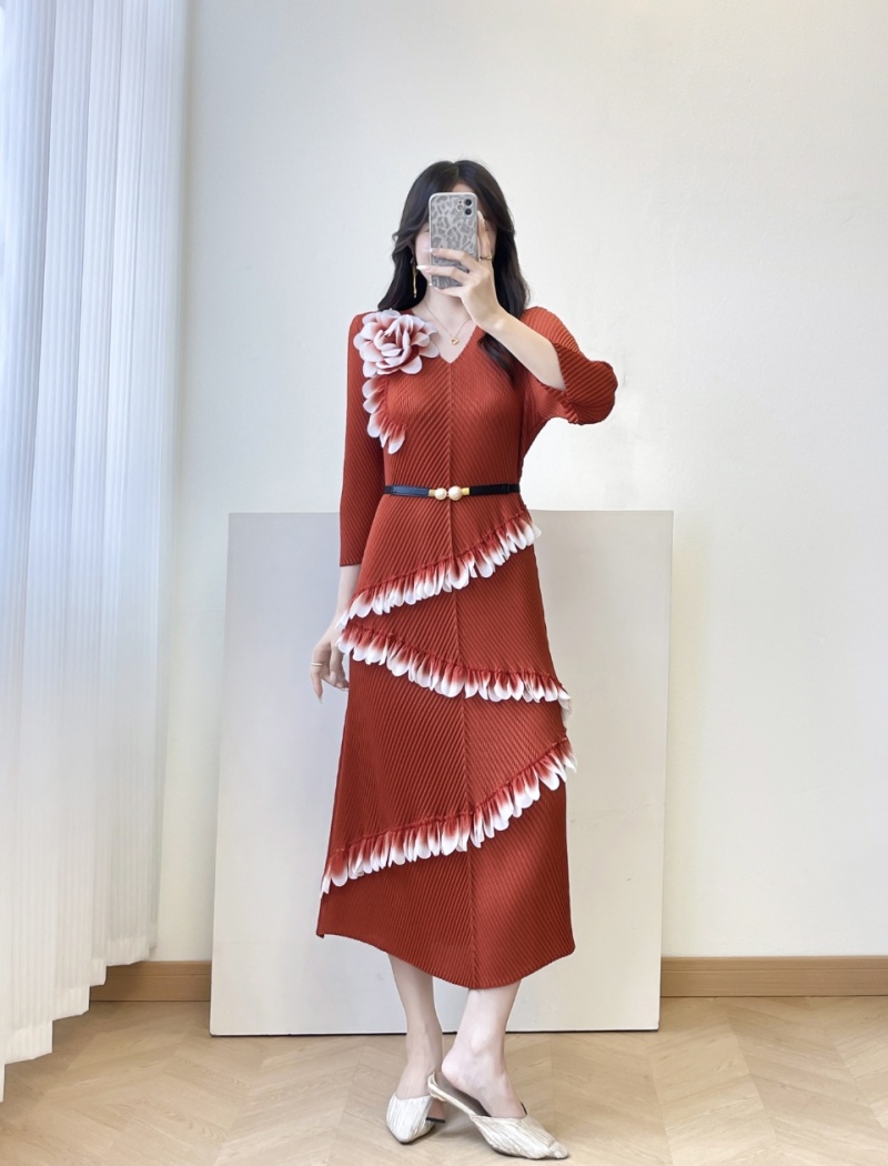 Gradient loose splice cake disk flowers dress