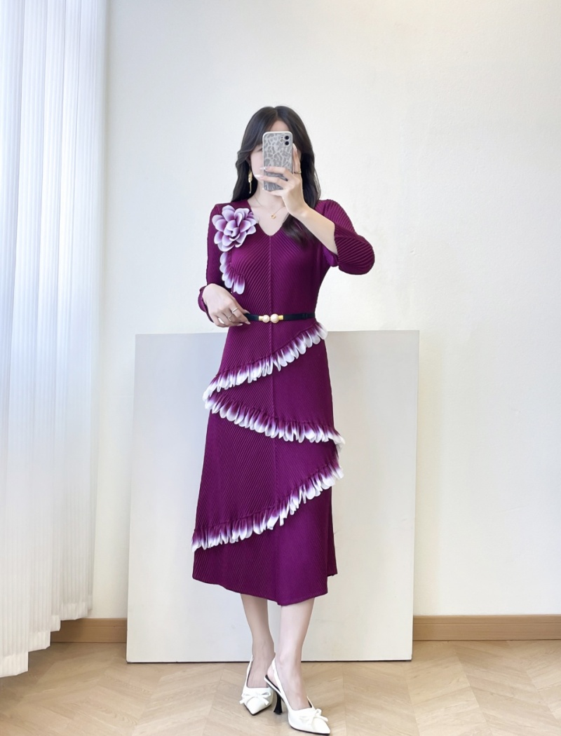 Gradient loose splice cake disk flowers dress