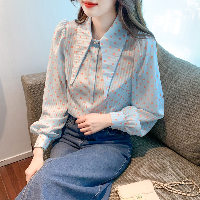 Pointed collar shirt France style tops for women