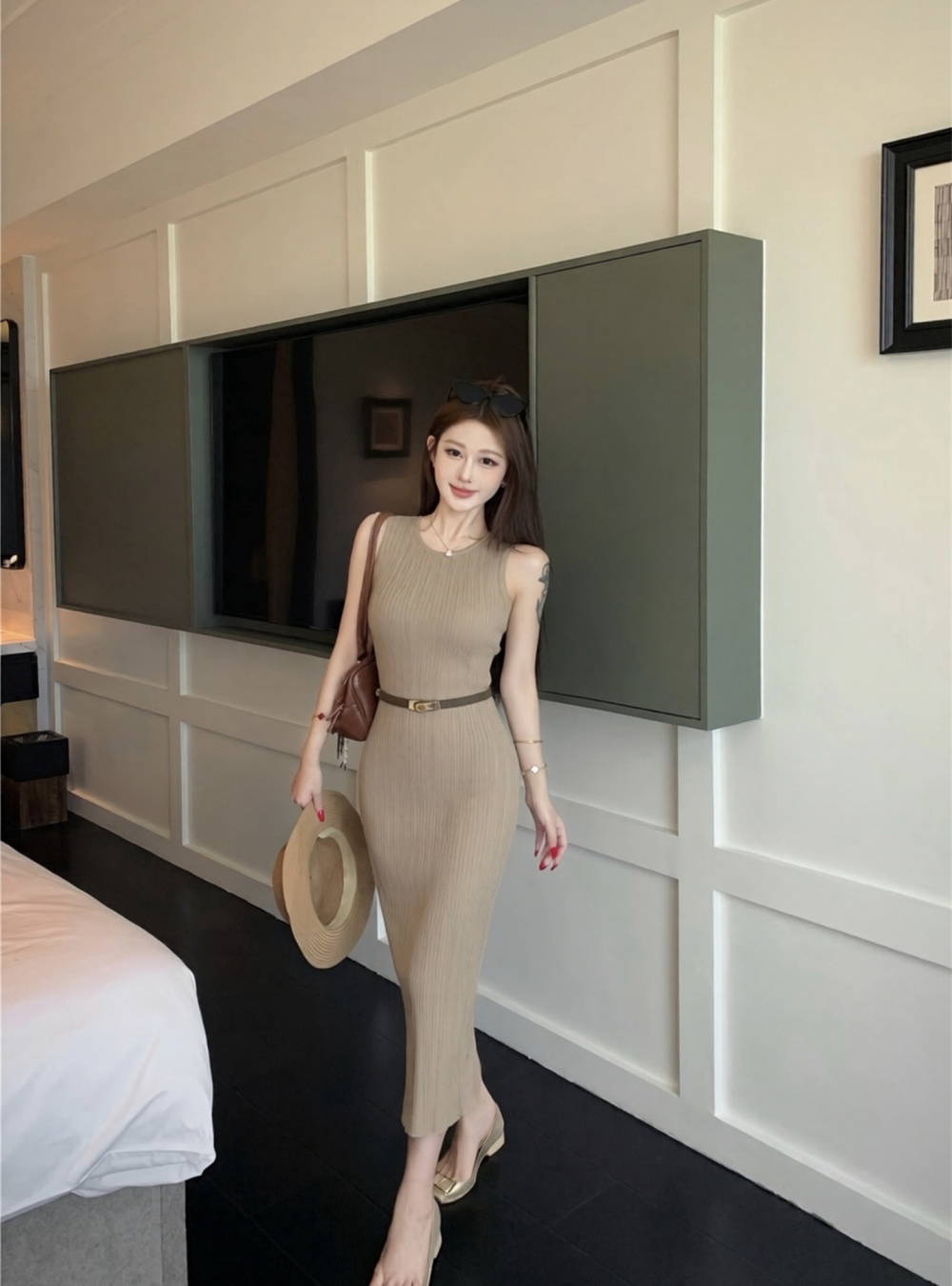 Slim with belt vest temperament knitted dress