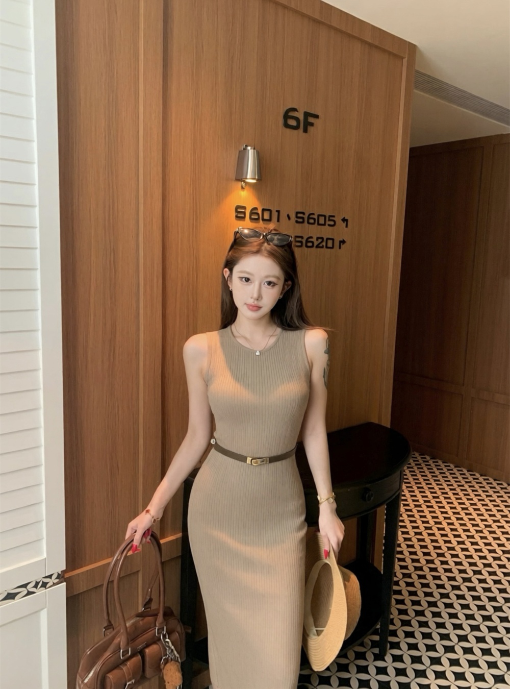 Slim with belt vest temperament knitted dress