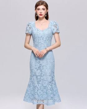 Lace square collar mermaid pinched waist elegant dress