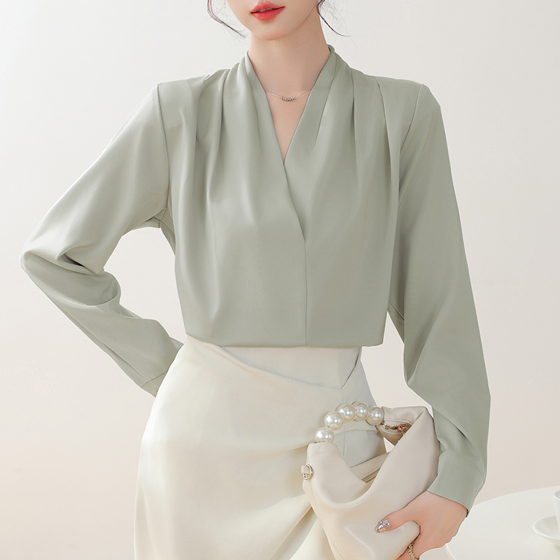 Spring and autumn shirt V-neck tops for women