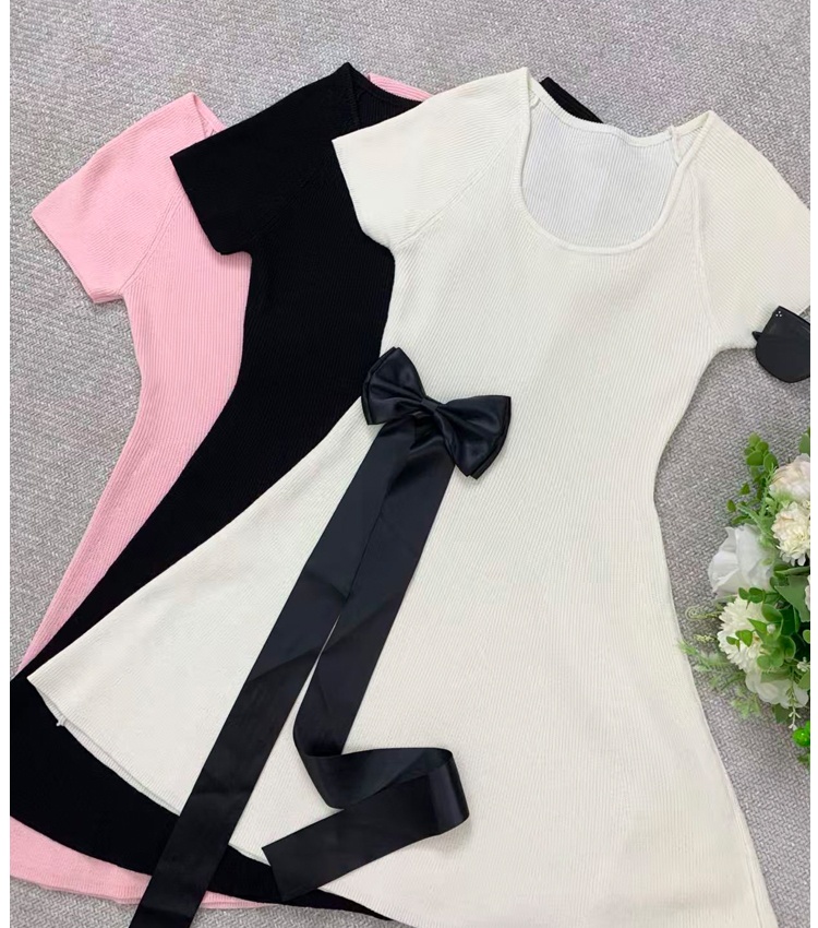 U-neck short sleeve T-back pinched waist dress for women