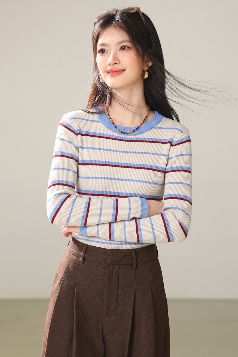 Bottoming sweater tops for women
