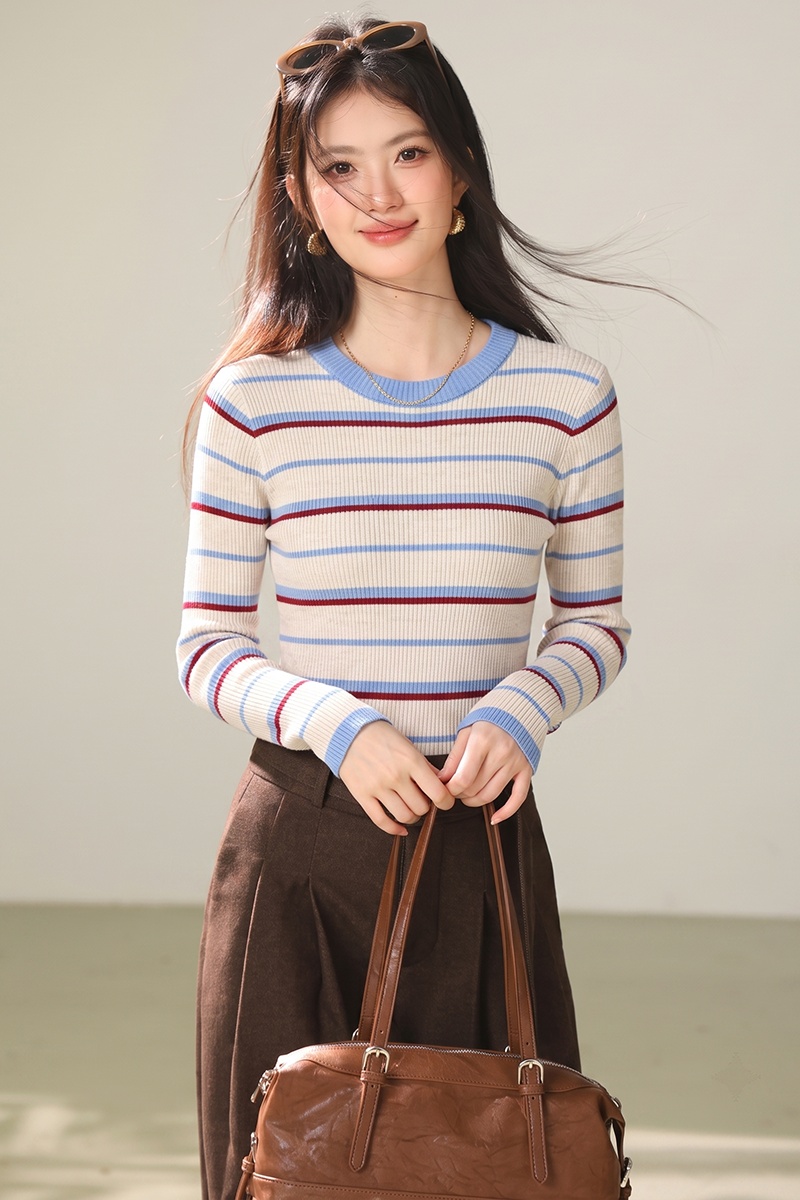 Bottoming sweater tops for women