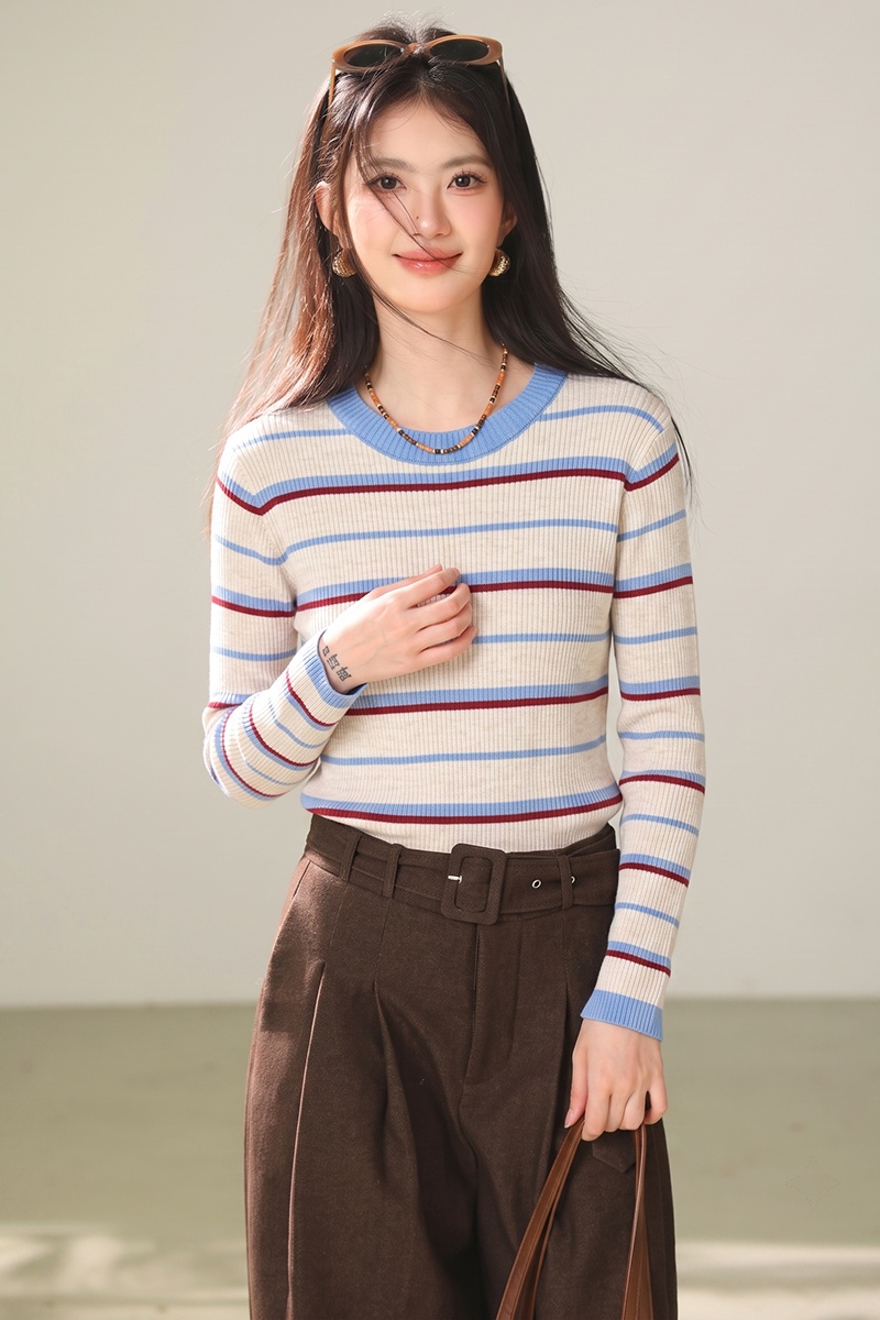 Bottoming sweater tops for women