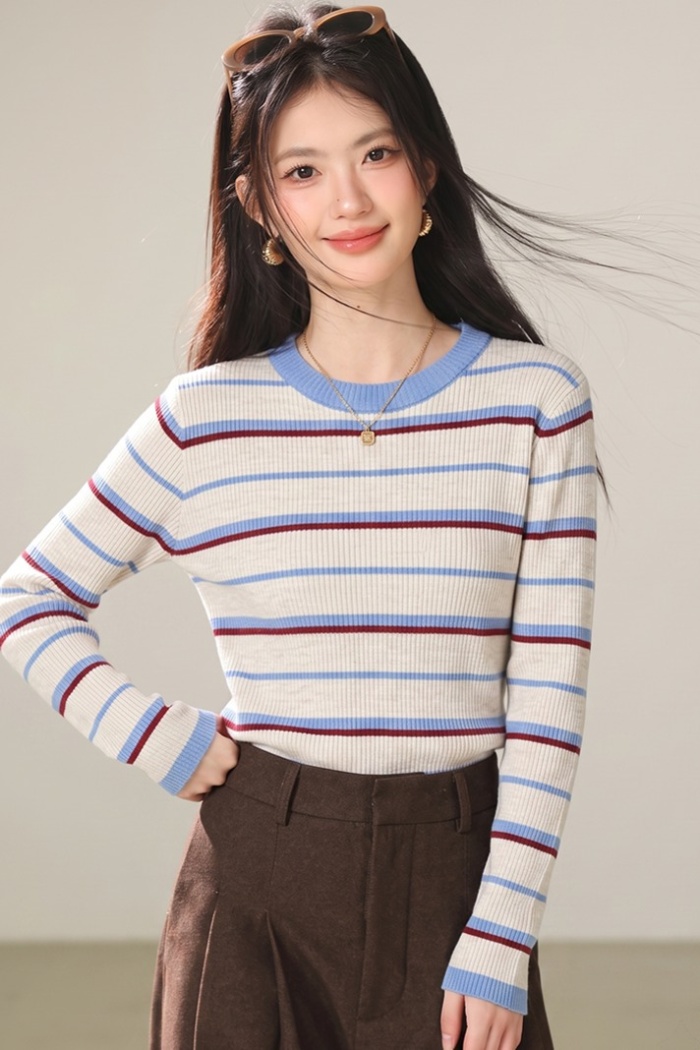 Bottoming sweater tops for women