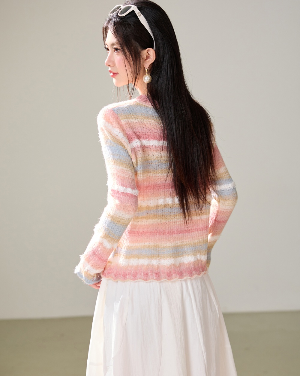 Stripe show young tops gradient sweater for women