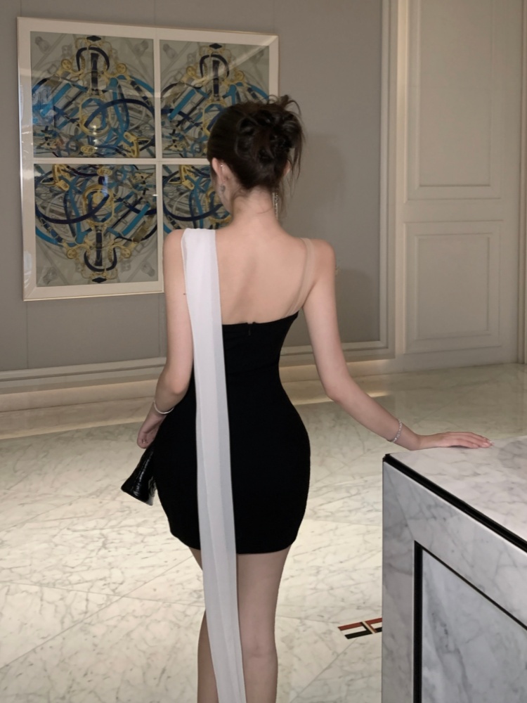 Enticement streamer T-back slim sling dress