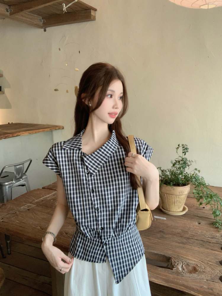 Irregular temperament oblique collar retro blue commuting shirt